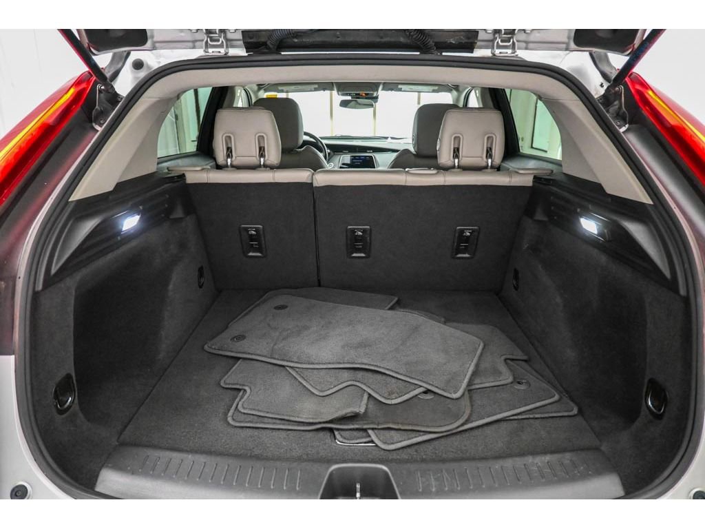 Used 2020 Cadillac XT4 Luxury image 46