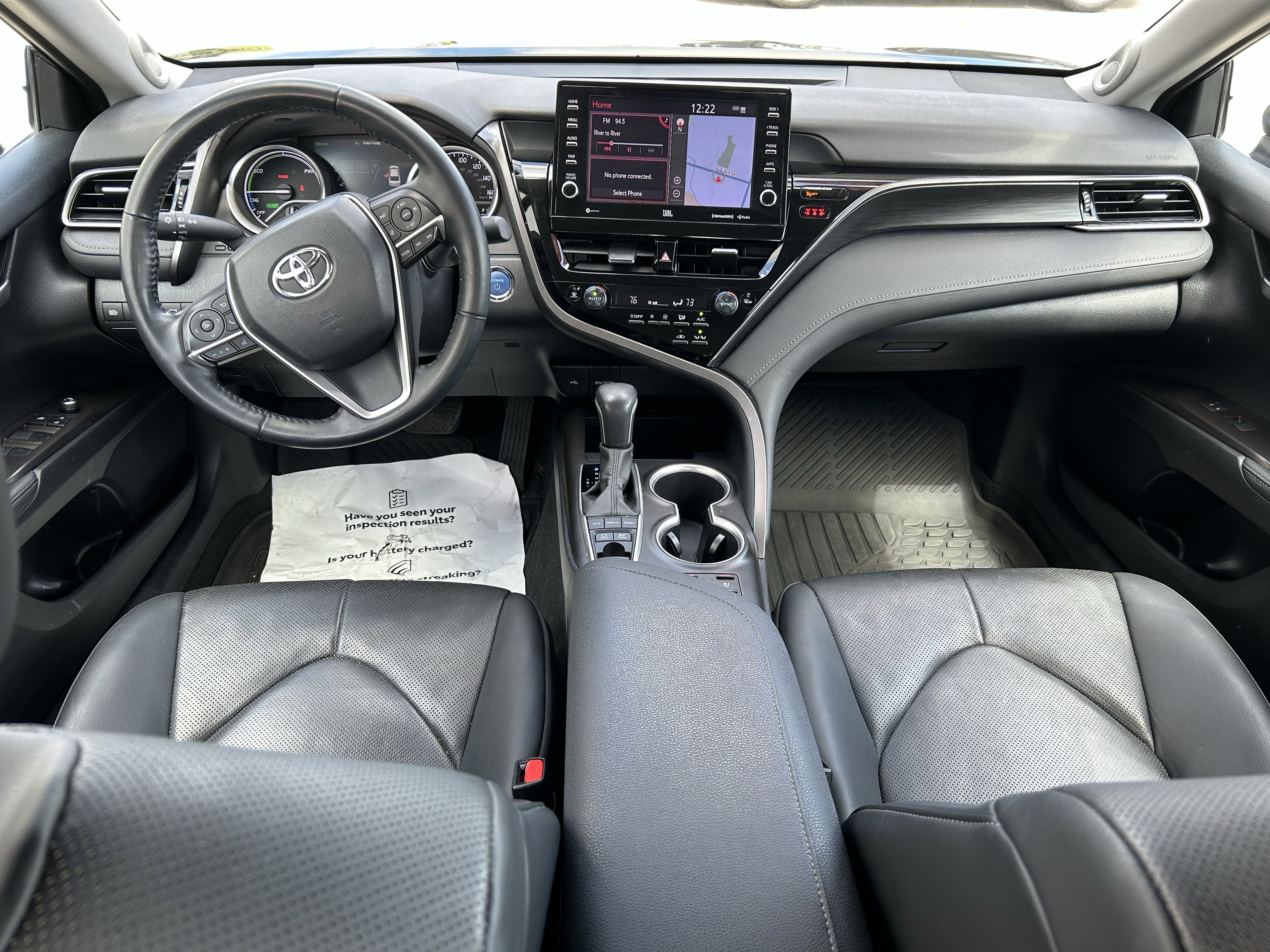 Certified 2022 Toyota Camry XLE w/ Navigation Upgrade Package image 17