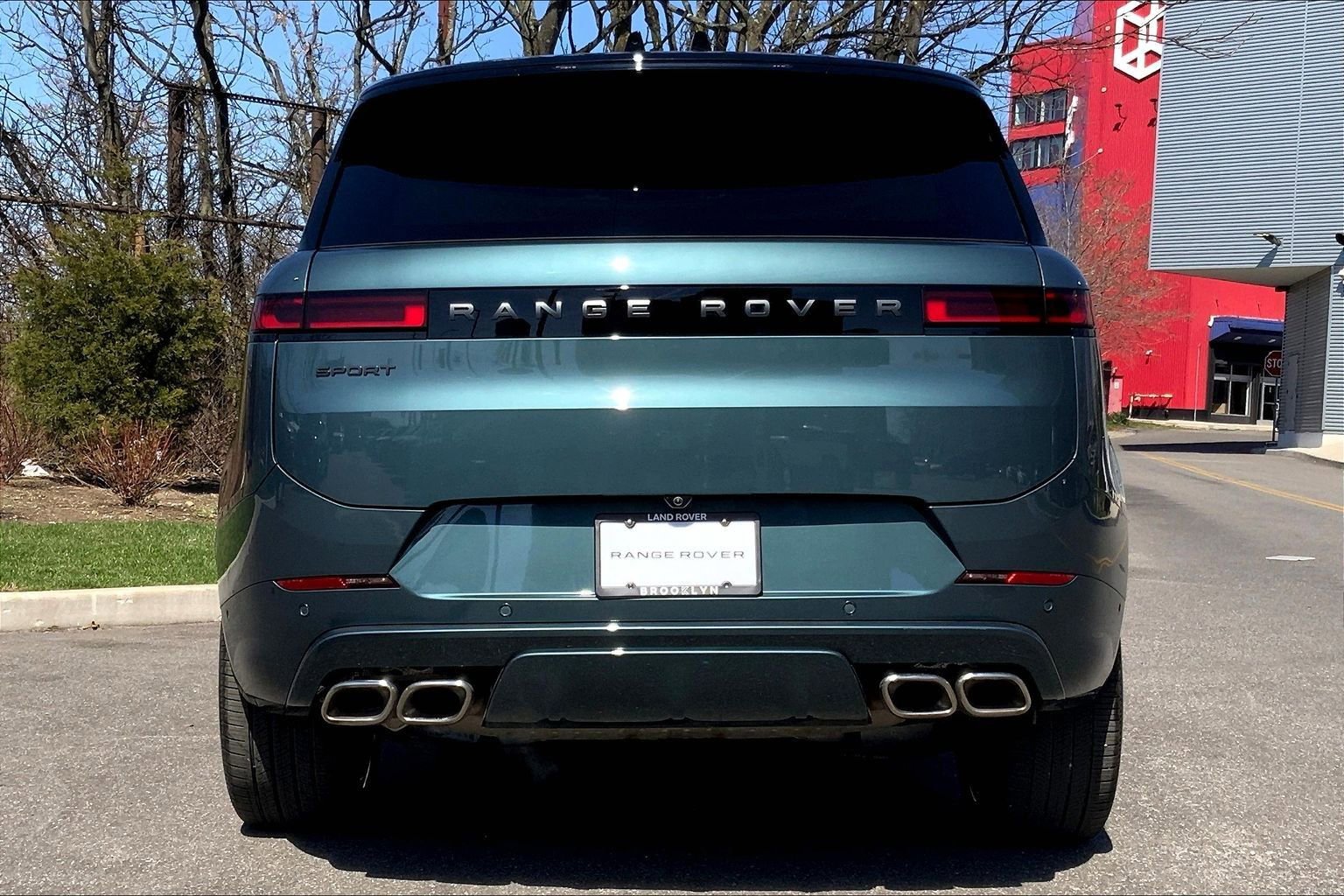 Used 2025 Land Rover Range Rover Sport Dynamic SE image 4