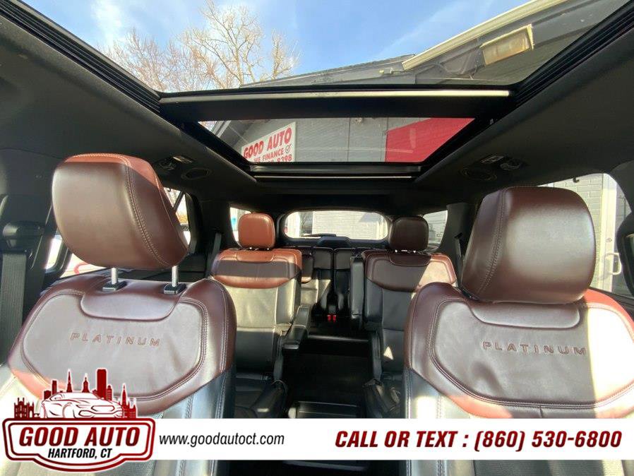 Used 2020 Ford Explorer Platinum image 18