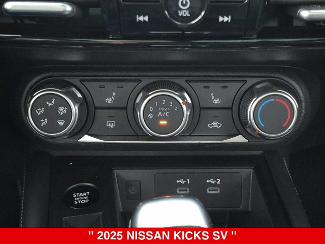 Certified 2025 Nissan Kicks SV w/ SV Premium Package AWD/4WD image 26