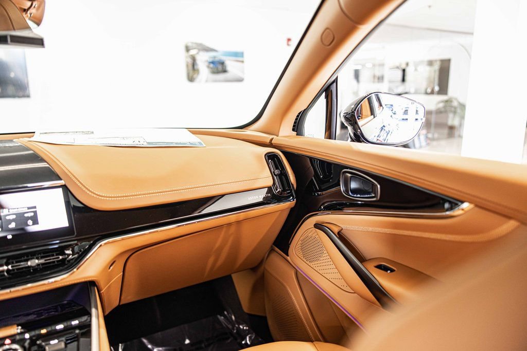 New 2026 Aston Martin DBX 707 AWD/4WD image 40