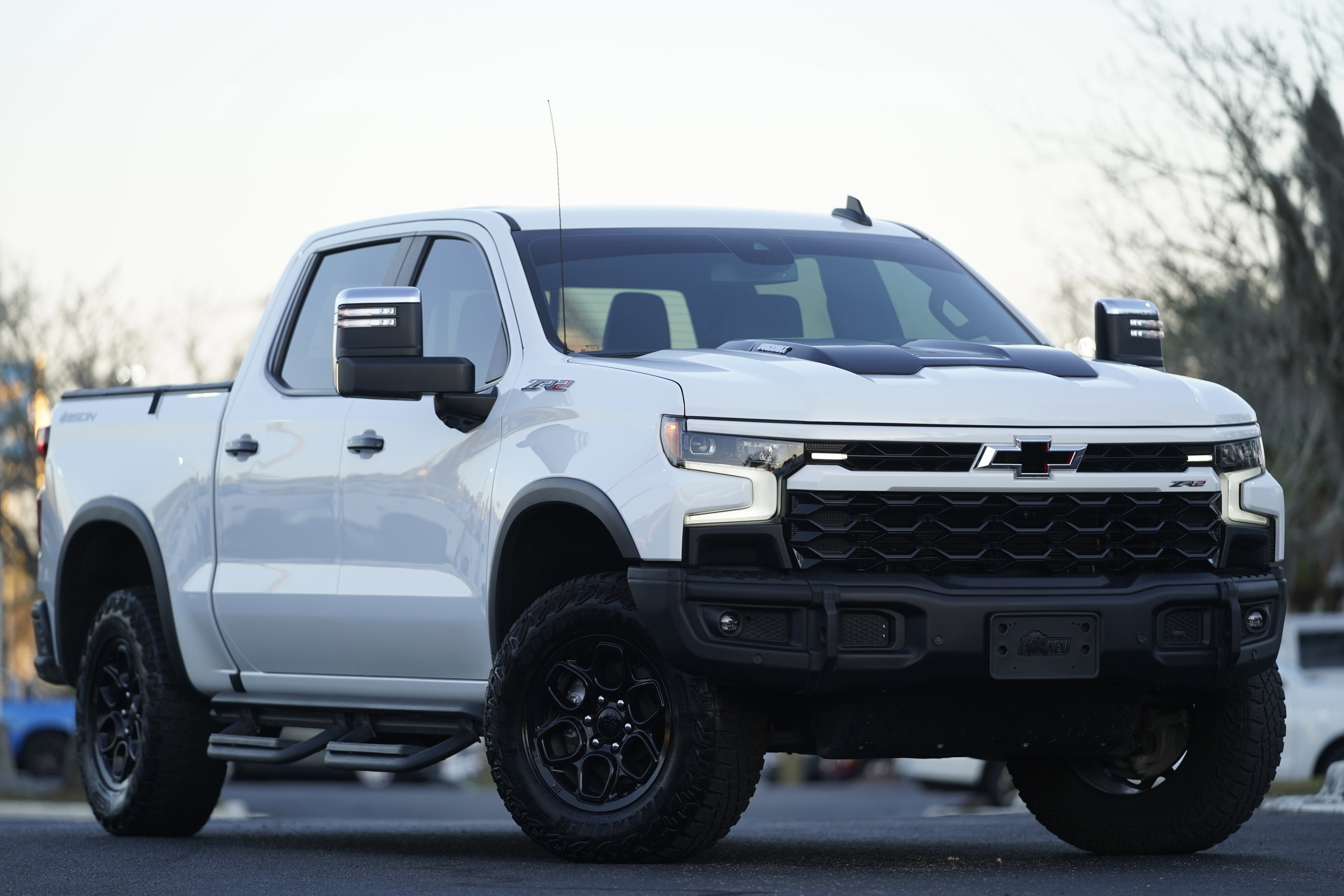 Used 2024 Chevrolet Silverado 1500 ZR2 w/ ZR2 Bison Edition image 2