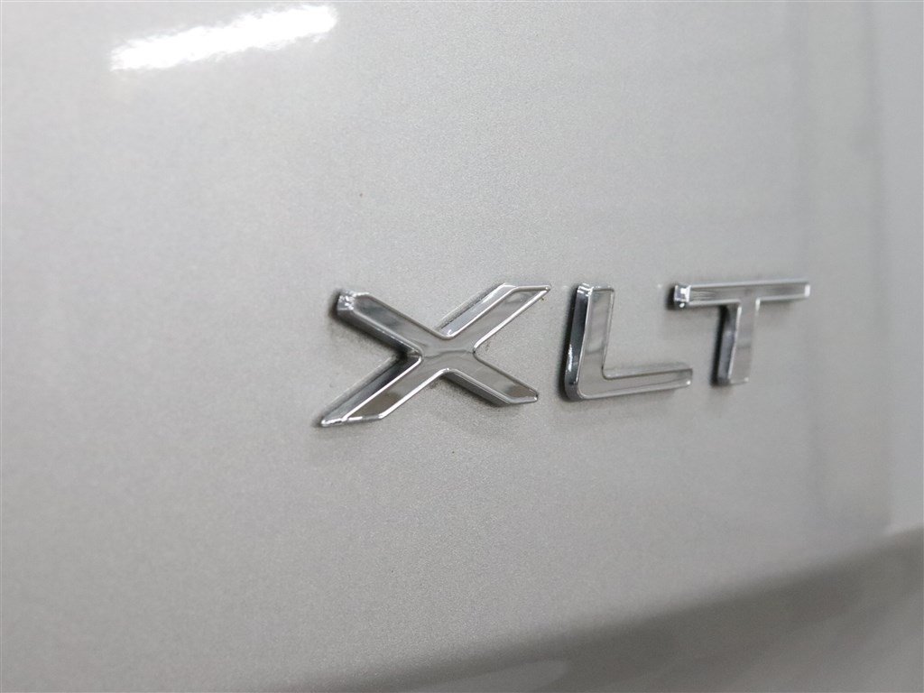 Used 2021 Ford Transit Connect XLT FWD image 9