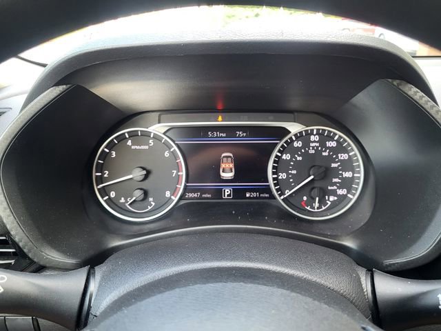 Used 2025 Nissan Sentra SV FWD image 22