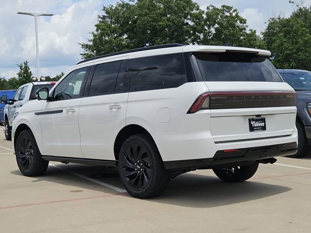 New 2026 Lincoln Navigator Reserve w/ Jet Appearance Package AWD/4WD image 6
