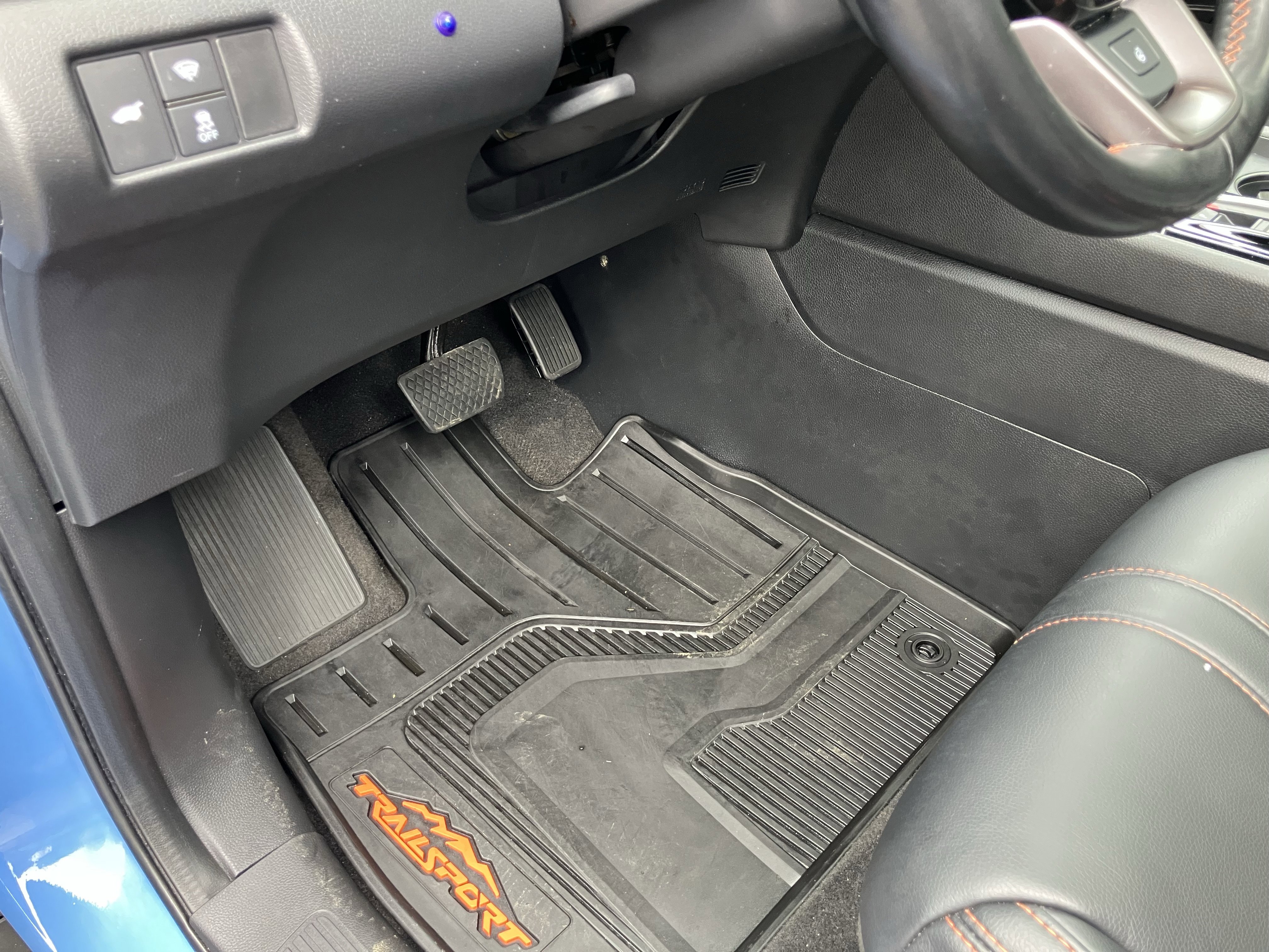 Certified 2023 Honda Pilot TrailSport image 18