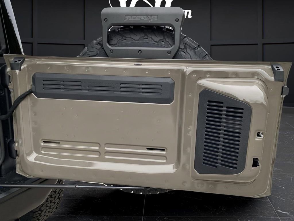 New 2025 Ford Bronco Raptor image 18