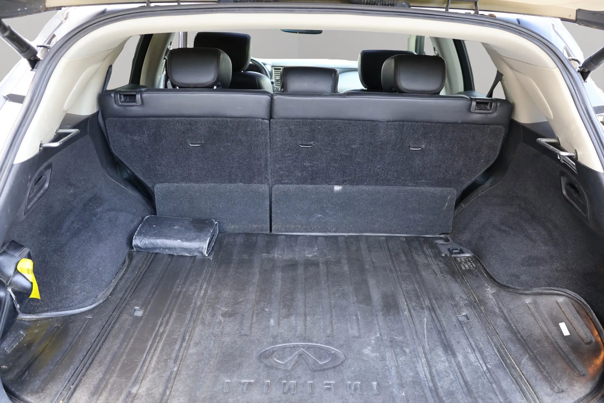 Used 2012 INFINITI FX35 AWD w/ Premium Pkg image 20