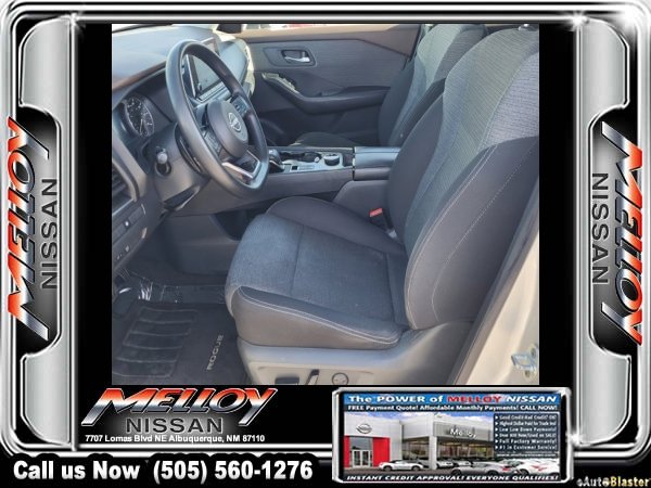 Used 2023 Nissan Rogue SV image 8
