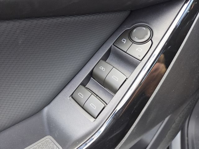 New 2026 Chevrolet Equinox LT w/ Safety and Technology Package AWD/4WD image 9
