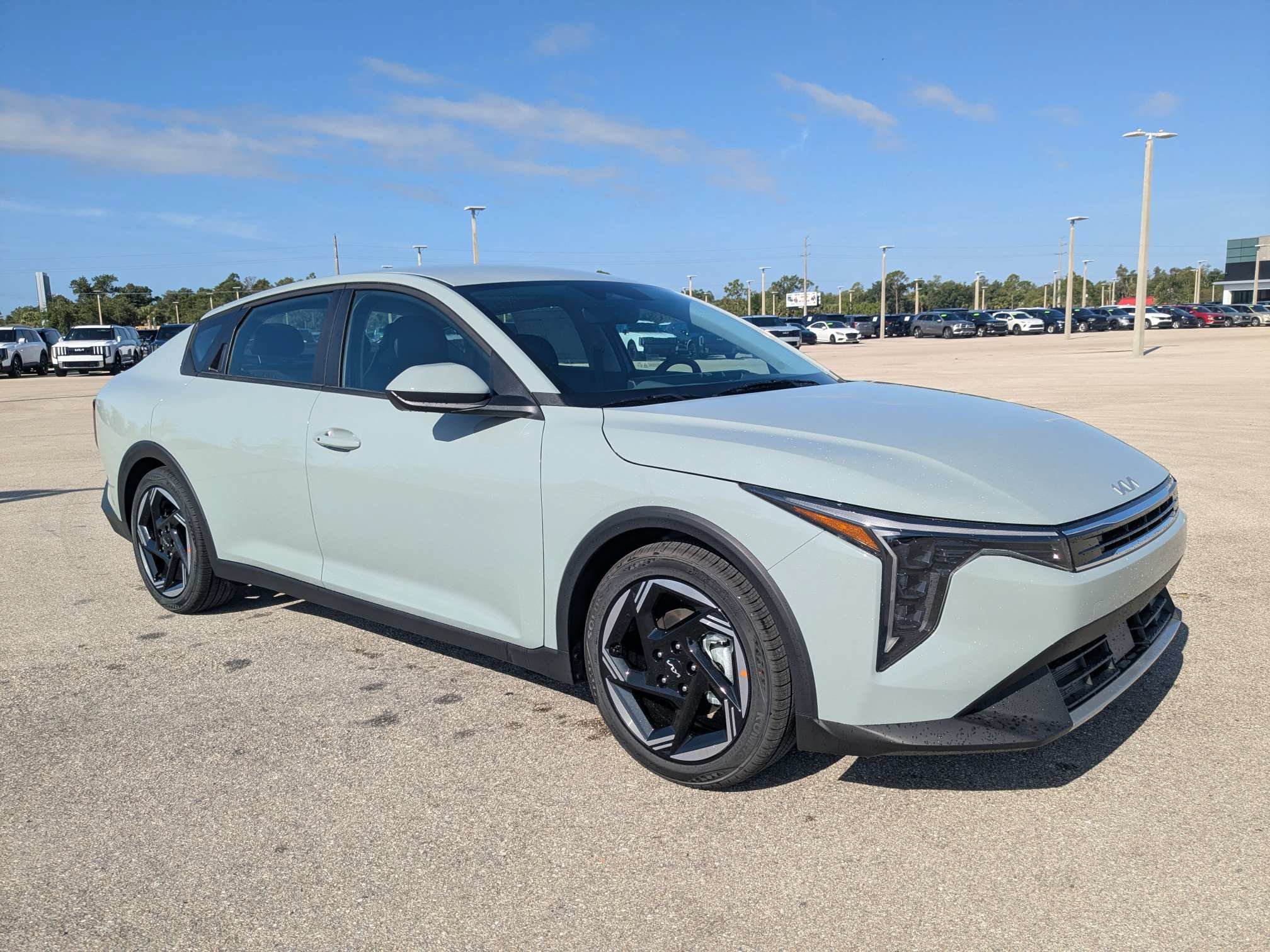 New 2026 Kia K4 EX FWD image 2