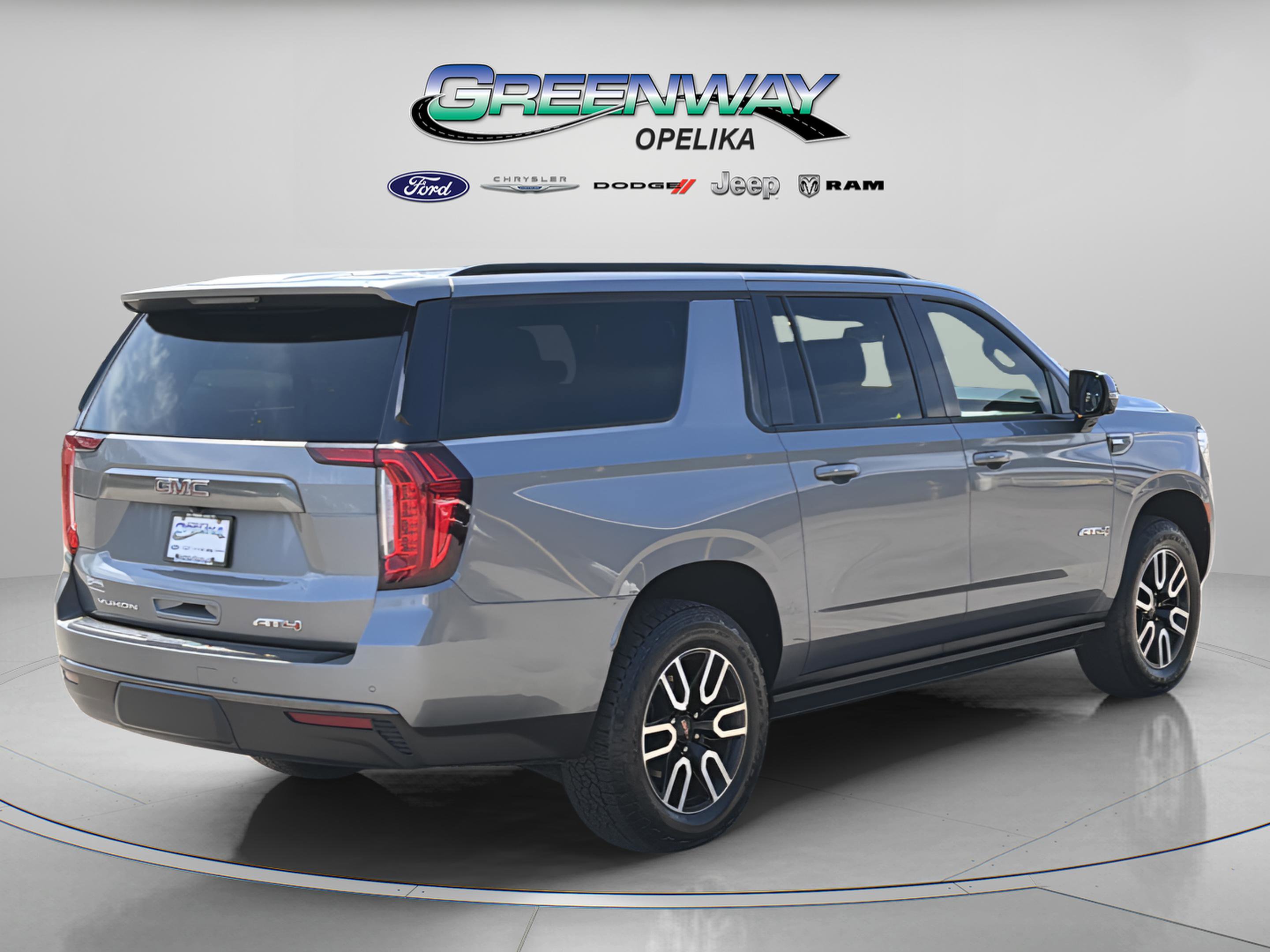 Used 2021 GMC Yukon XL AT4 w/ AT4 Premium Plus Package image 7