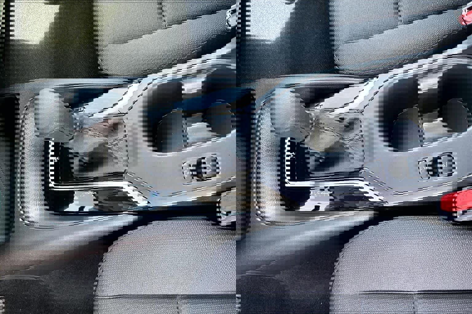 Used 2026 Toyota Corolla LE image 15