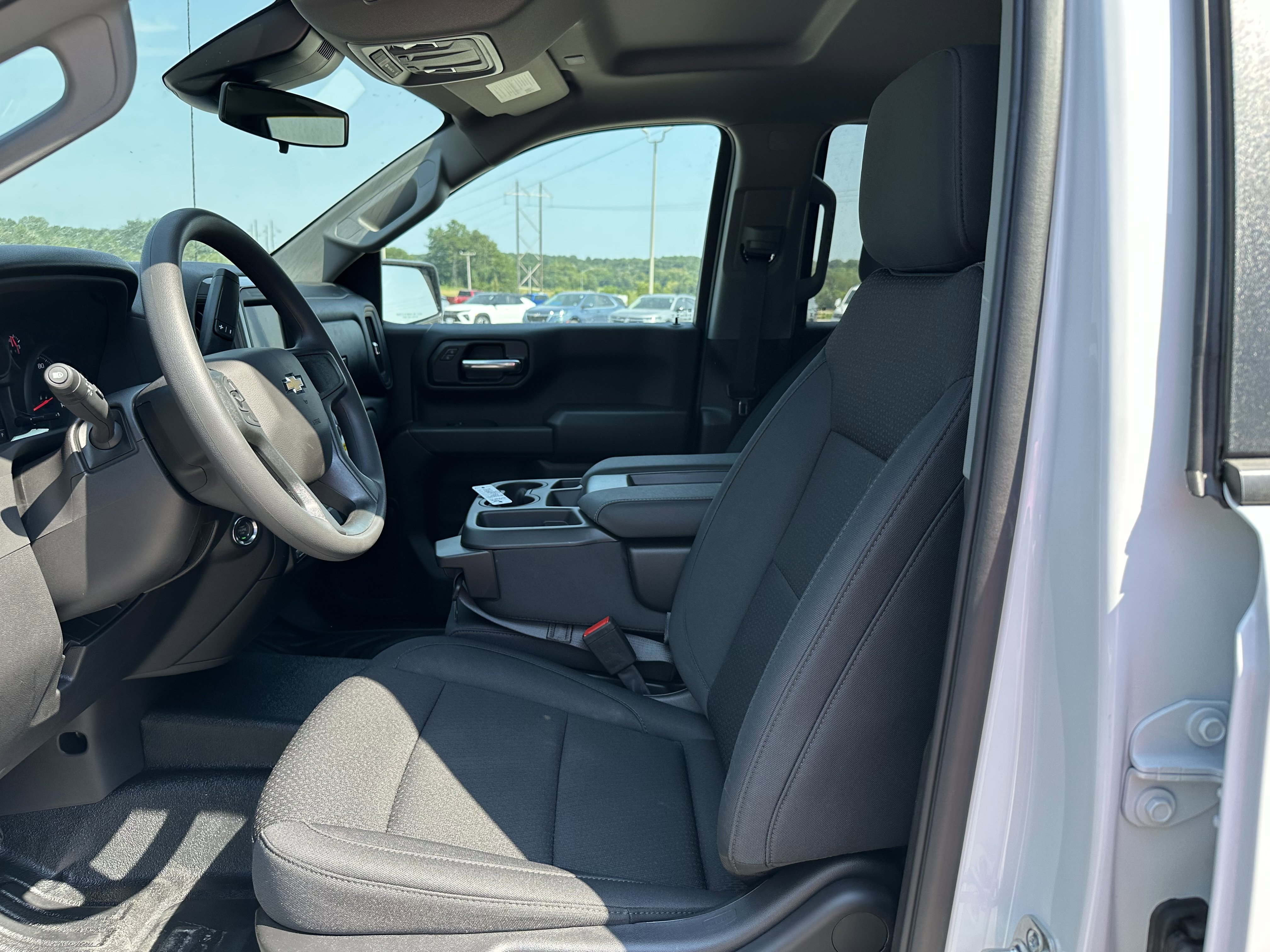 New 2025 Chevrolet Silverado 1500 W/T w/ WT Value Package image 17