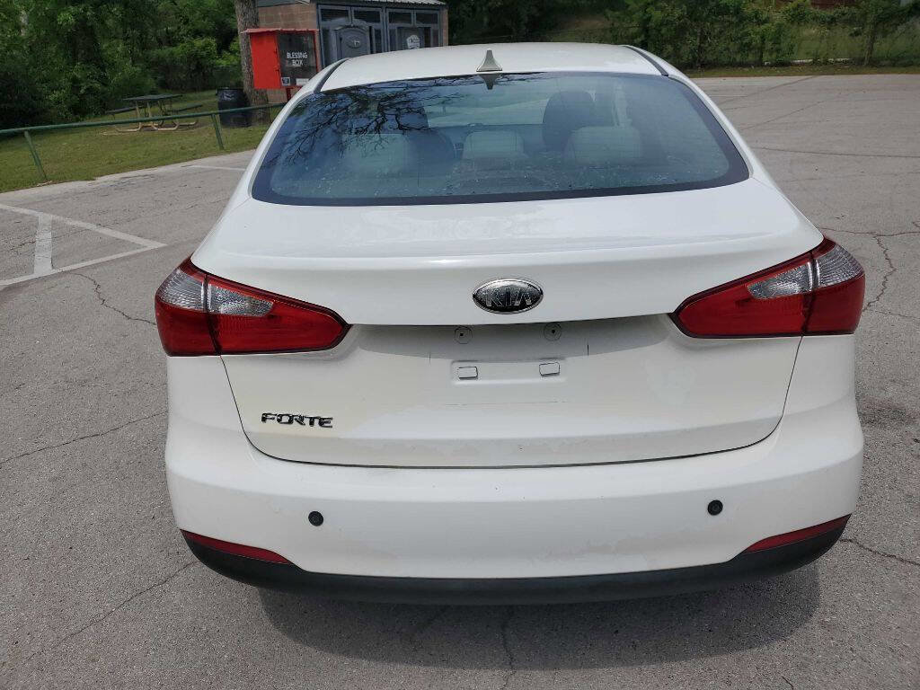 Used 2014 Kia Forte LX image 5
