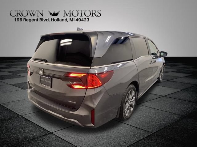 Used 2025 Honda Odyssey Touring image 6
