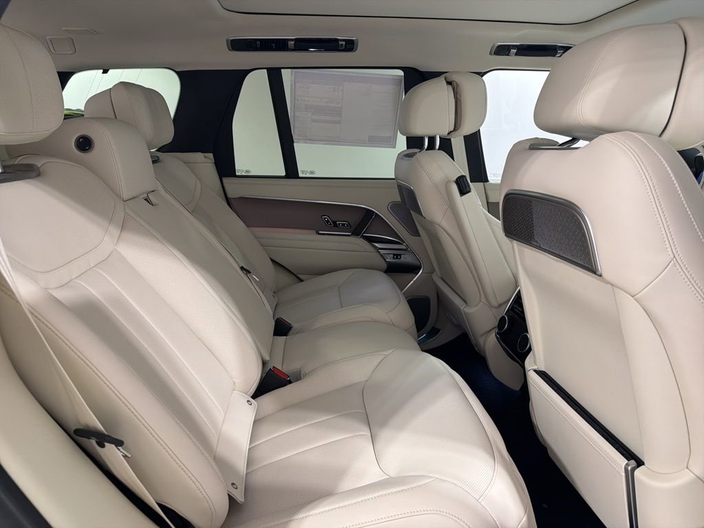 New 2026 Land Rover Range Rover Autobiography image 28