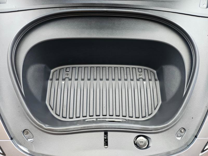 Used 2025 Tesla Model 3 Long Range image 26