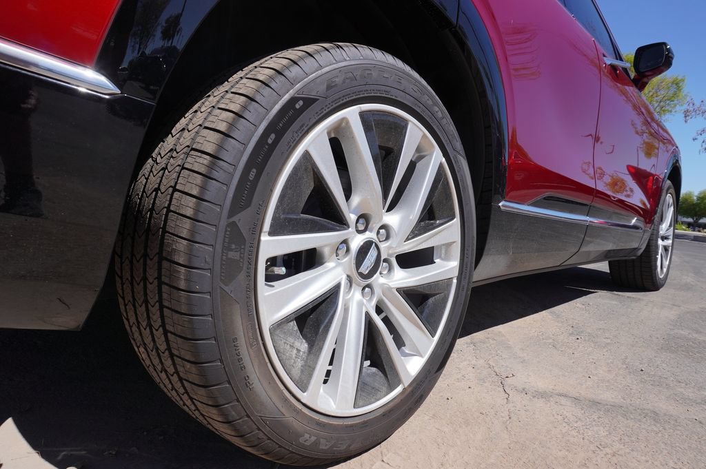 New 2026 Cadillac Vistiq Luxury AWD/4WD image 7