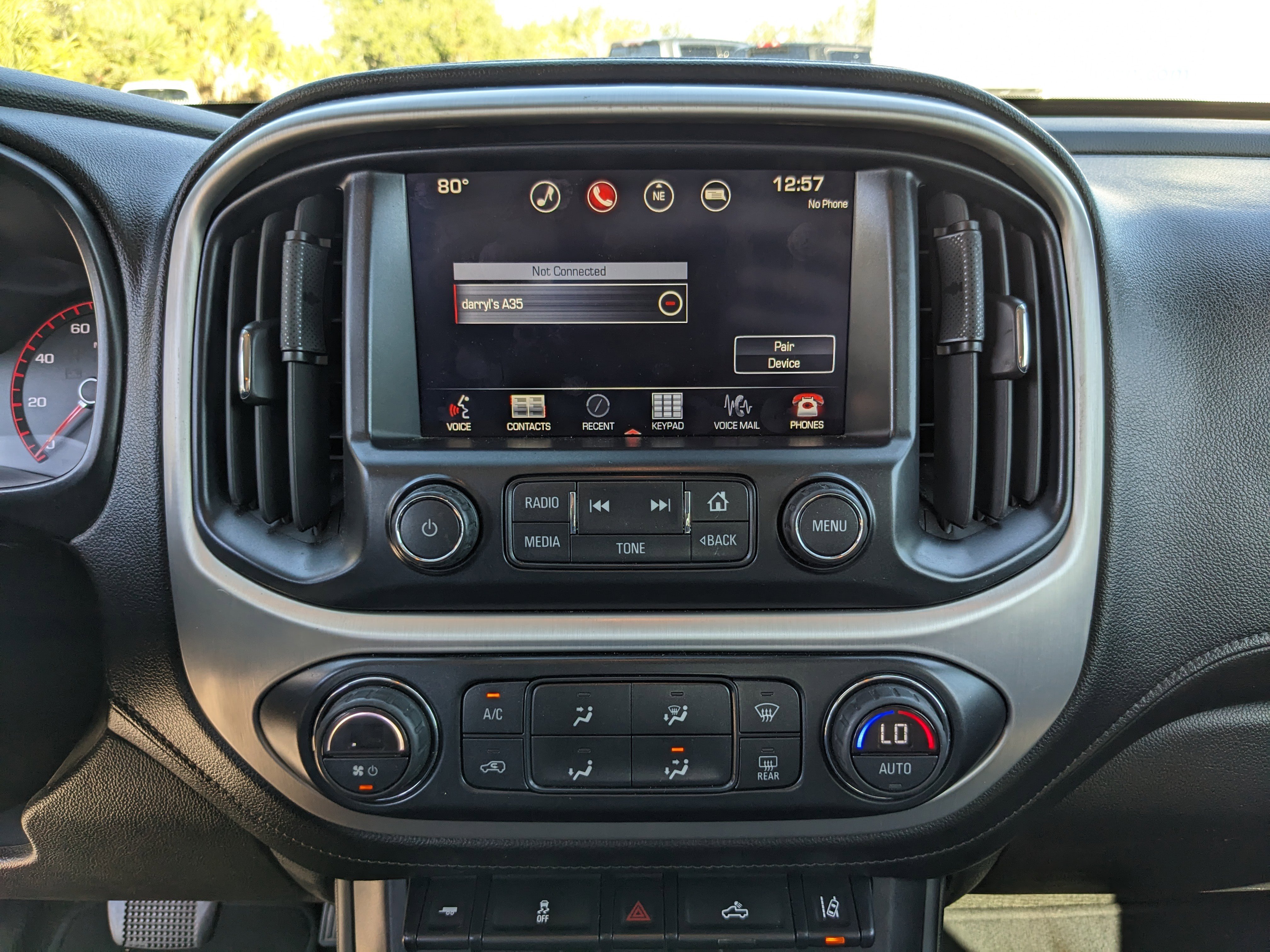 Used 2016 GMC Canyon SLT w/ Driver Alert Package image 19