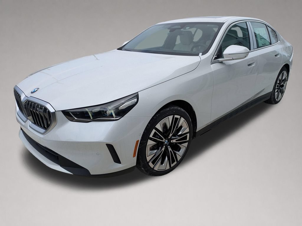 New 2026 BMW 530i xDrive w/ Premium Package AWD/4WD image 8