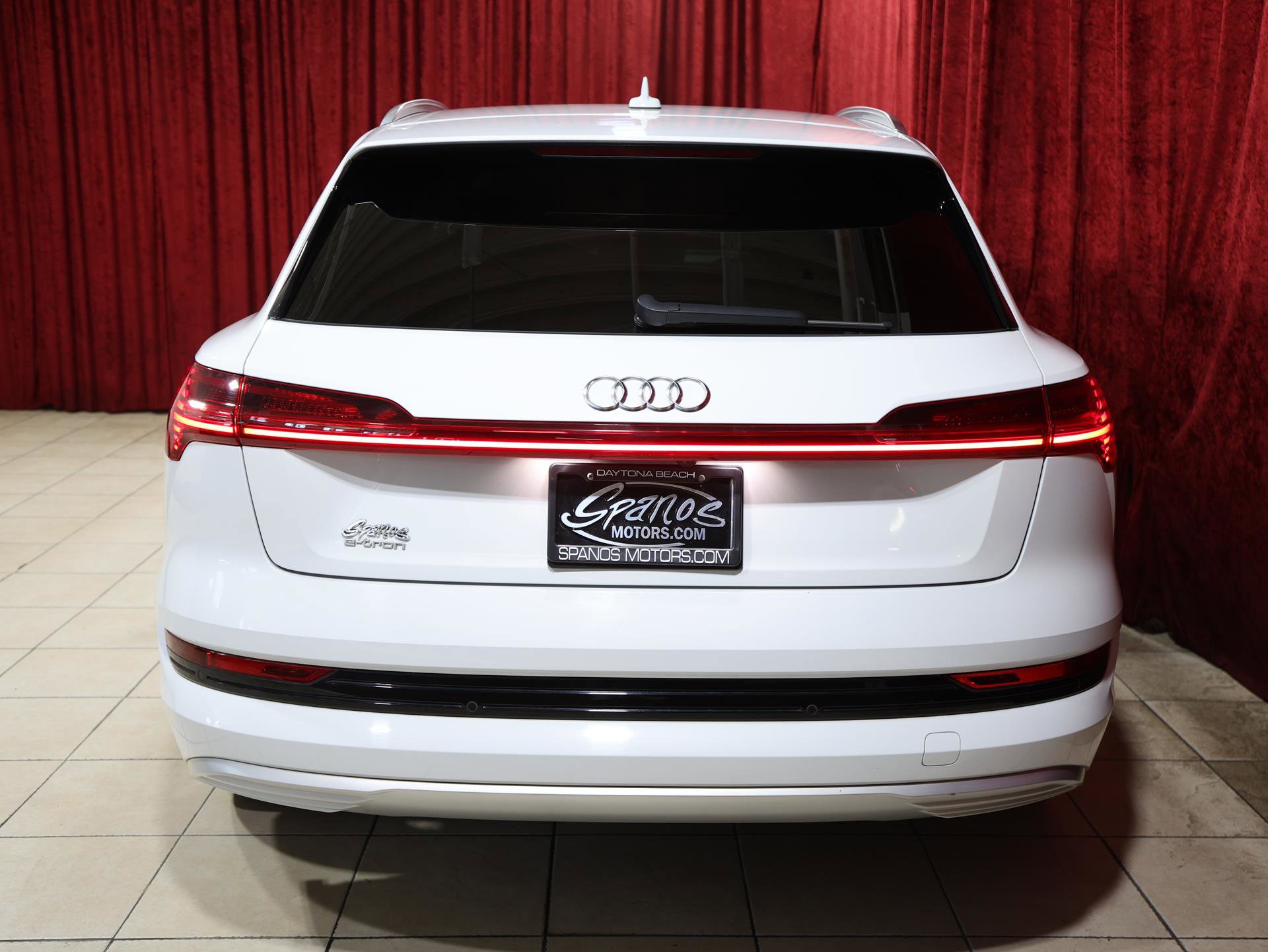 Used 2019 Audi e-tron Prestige AWD/4WD image 10