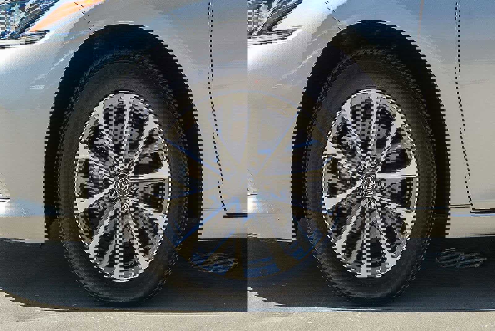 Used 2025 Lexus ES 350 FWD image 9