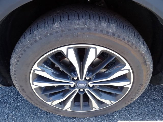 Used 2022 Ford Escape SEL w/ SEL Stealth AWD Package image 10