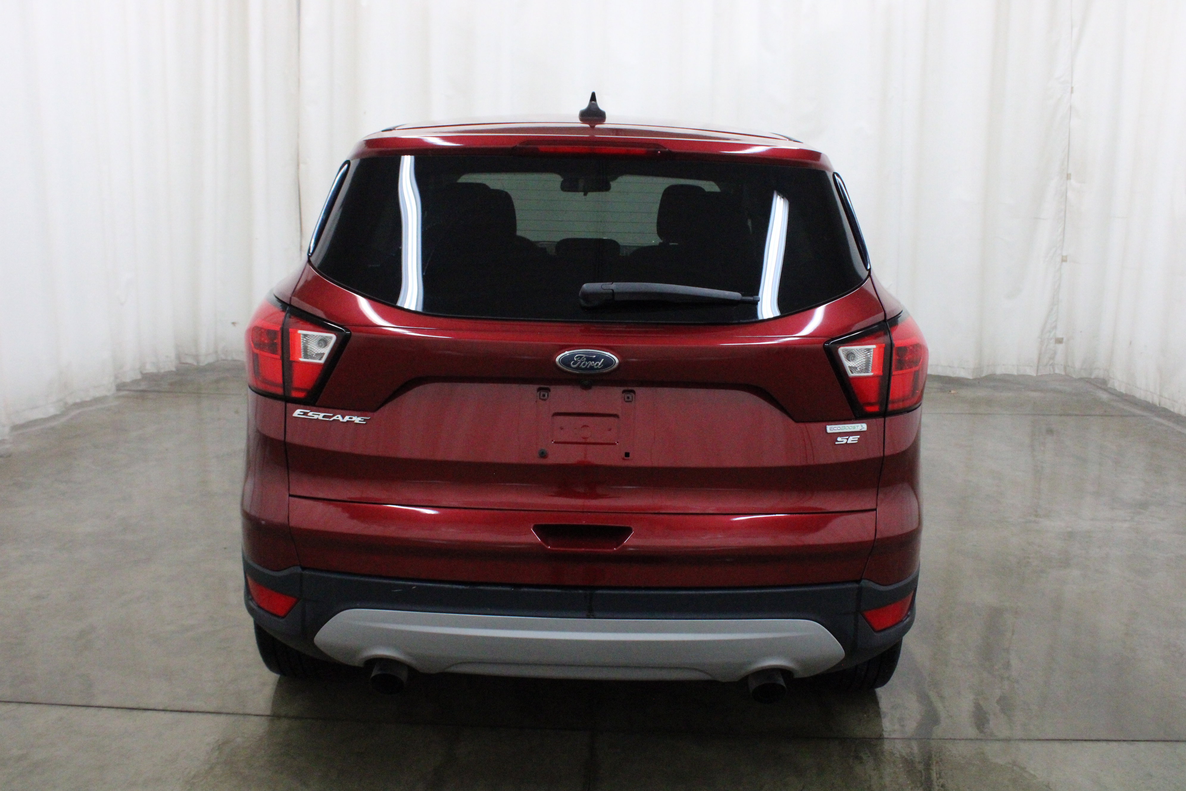 Used 2019 Ford Escape SE image 9