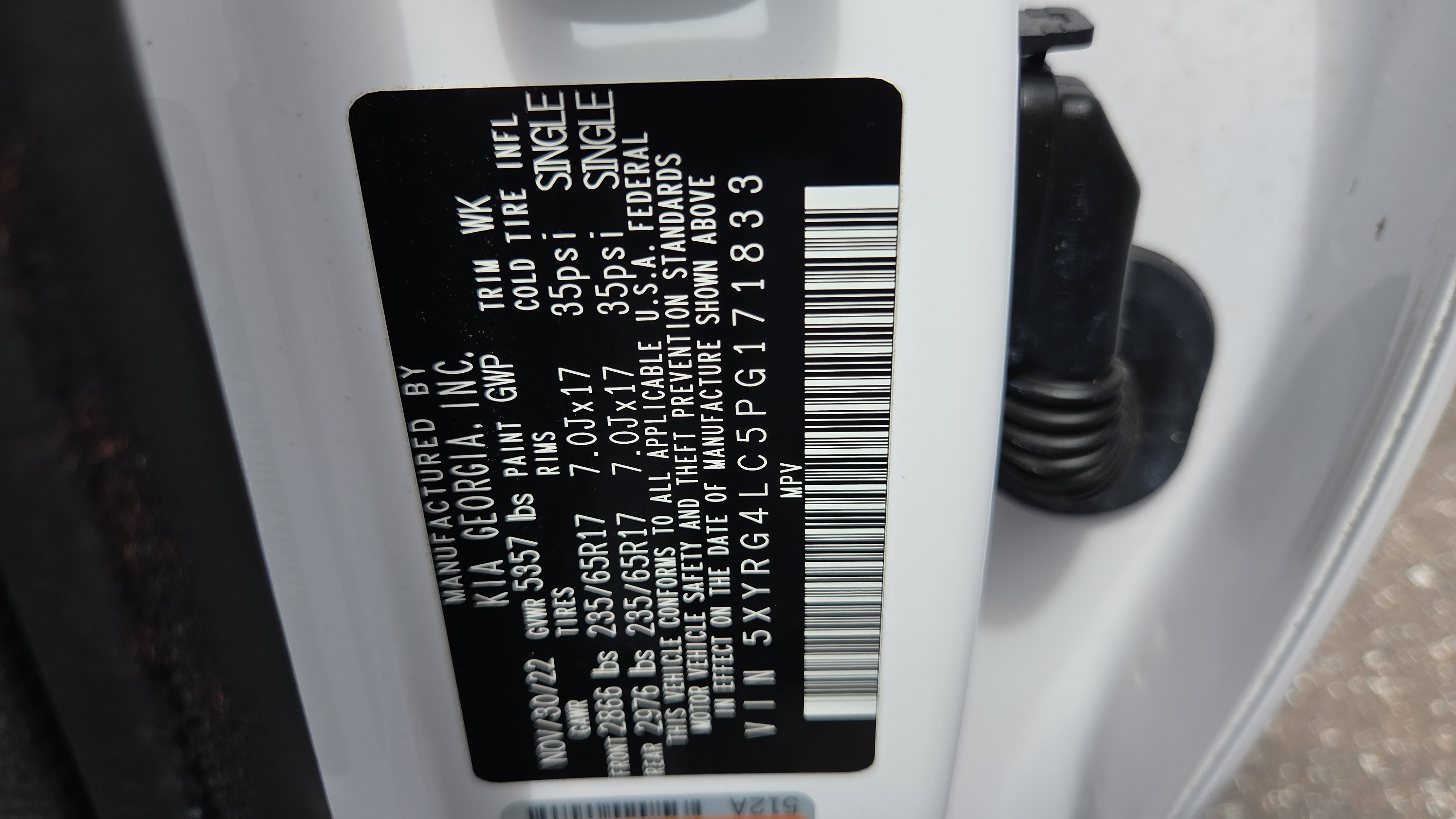 Used 2023 Kia Sorento LX image 26