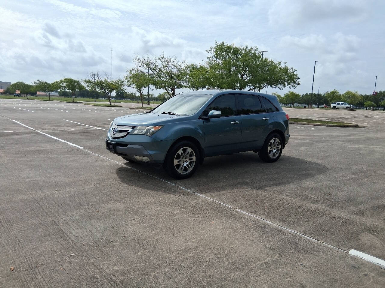 Used 2008 Acura MDX w/ Technology Package AWD/4WD image 2