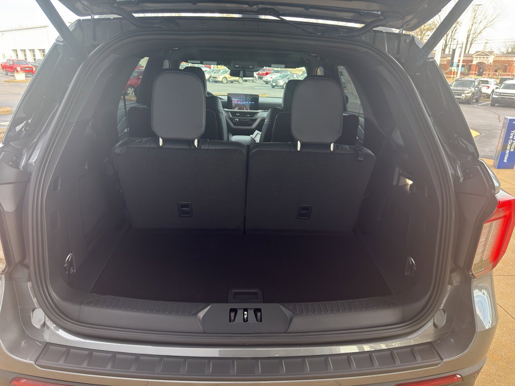 New 2026 Ford Explorer ST w/ Sun And Sound Package image 9