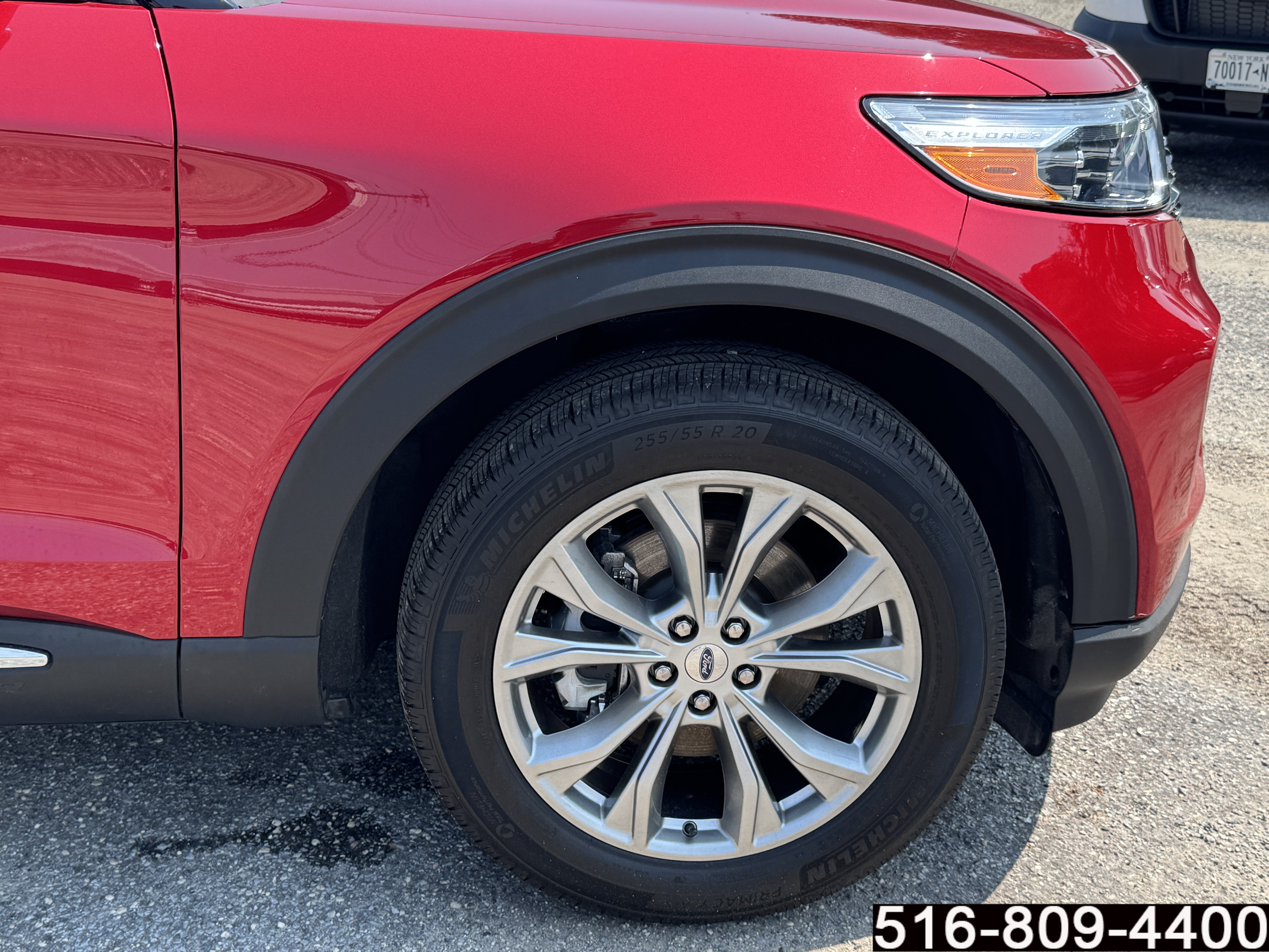 Used 2023 Ford Explorer XLT w/ Equipment Group 202A AWD/4WD image 9