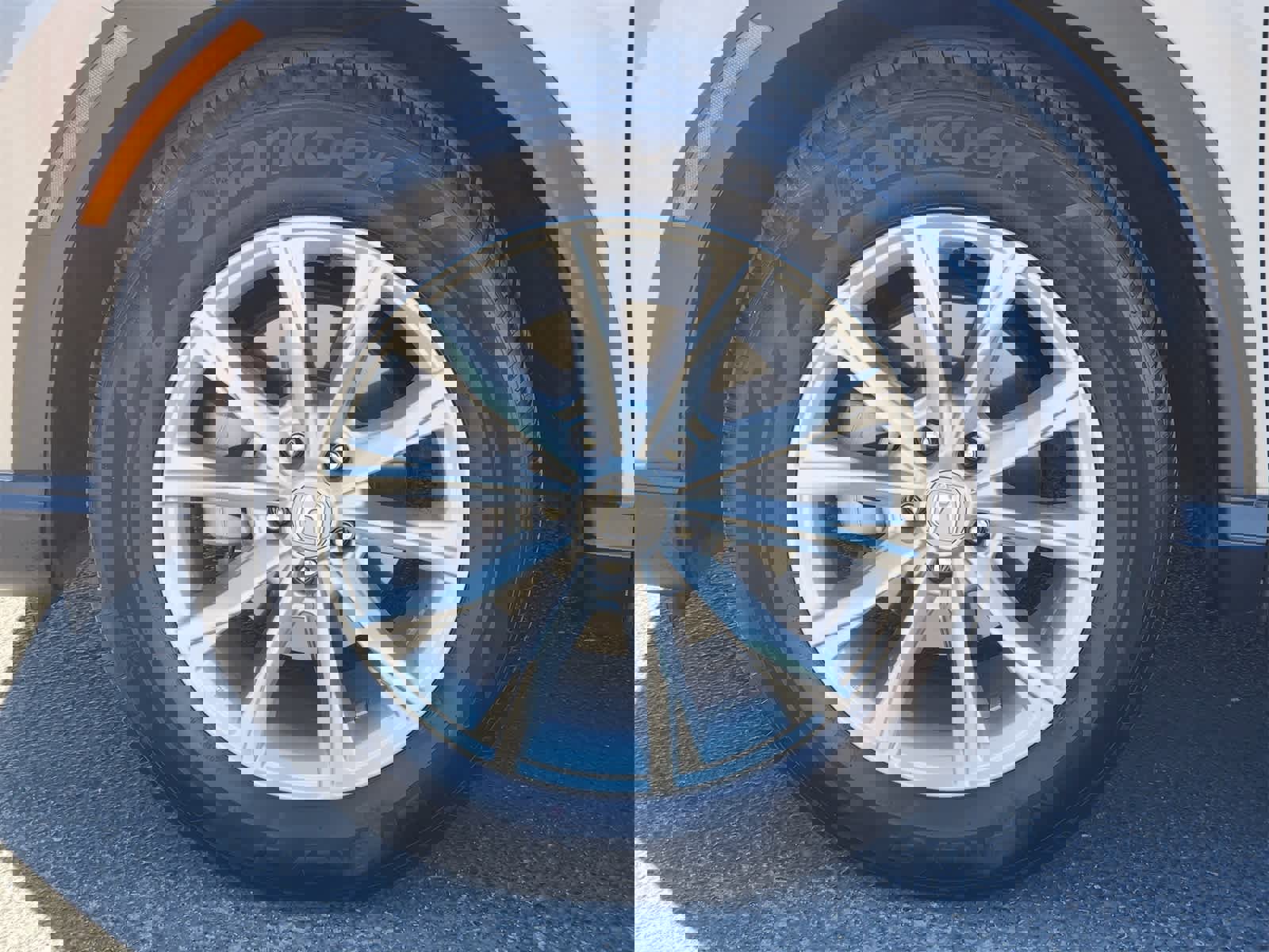 Used 2025 Honda CR-V EX-L image 9