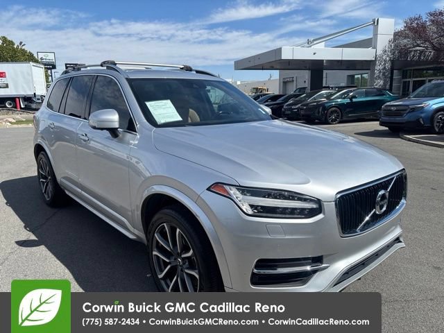 Used 2017 Volvo XC90 T6 Momentum w/ Vision Package AWD/4WD image 4