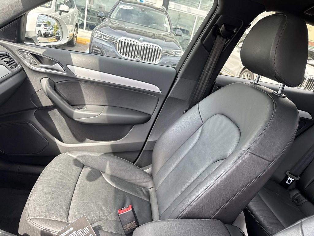 Used 2017 Audi Q3 2.0T Premium w/ Convenience Package image 16