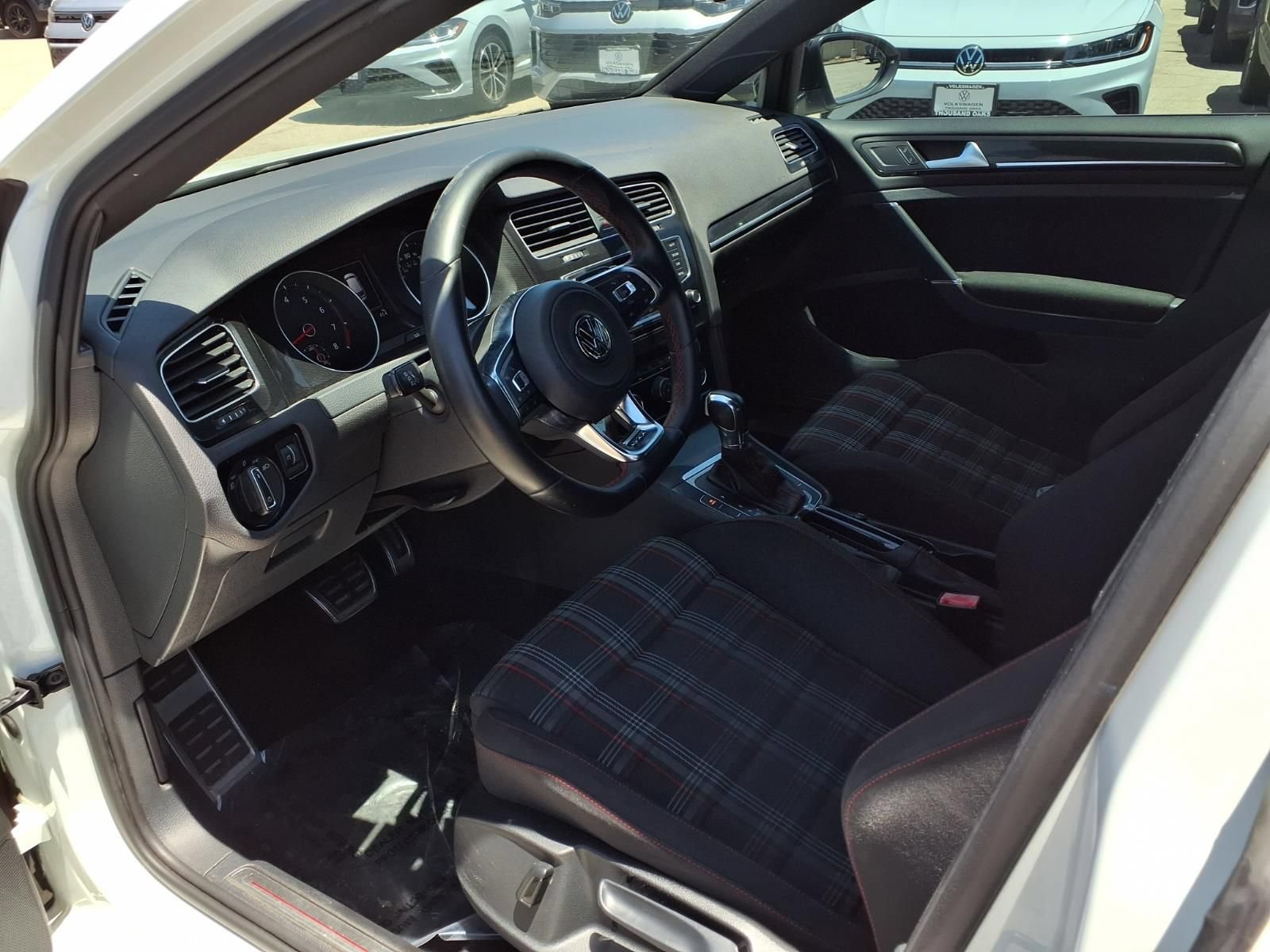 Used 2015 Volkswagen GTI S FWD image 14