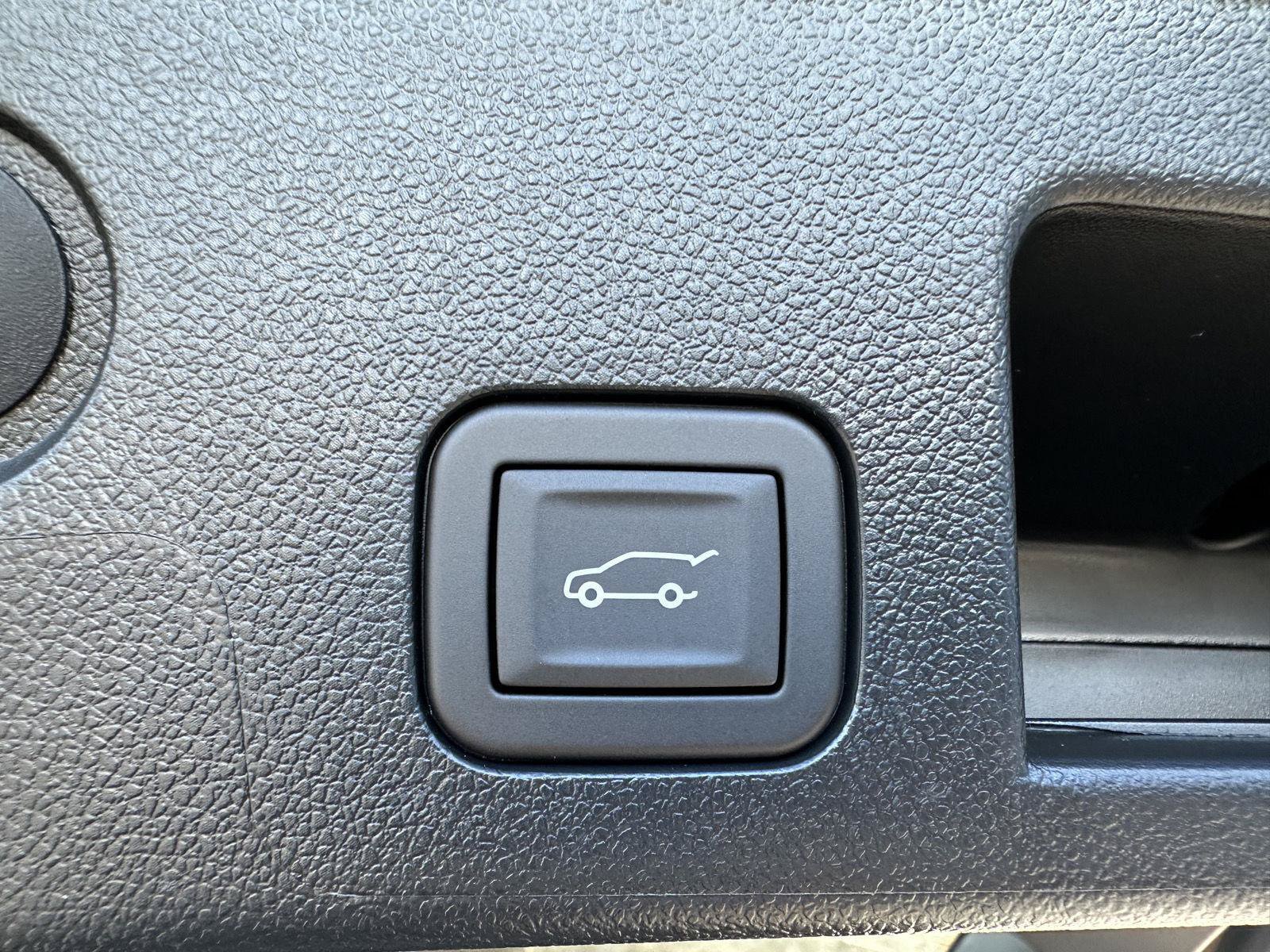 New 2027 Chevrolet Equinox LT w/ Convenience Package II AWD/4WD image 30