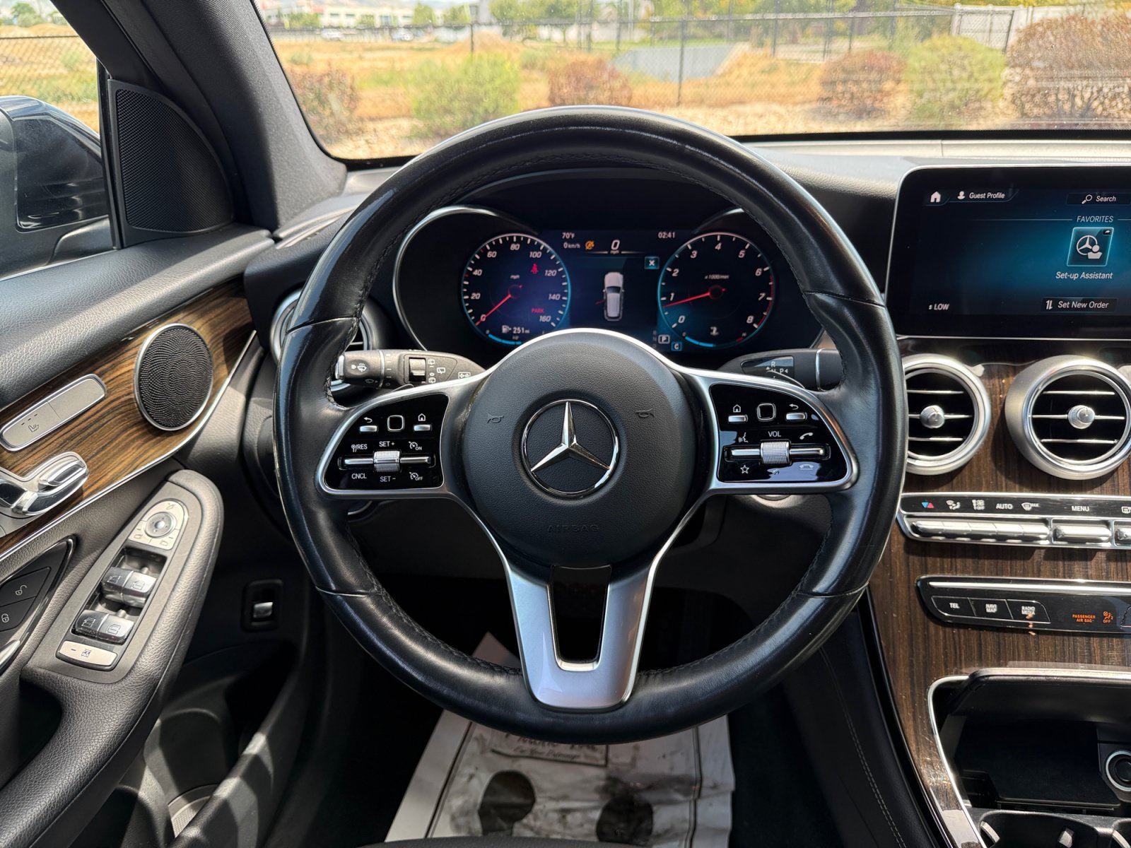 Used 2020 Mercedes-Benz GLC 300 4MATIC image 9