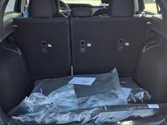 New 2025 Nissan Kicks Play S image 30