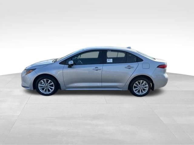New 2026 Toyota Corolla LE FWD image 2