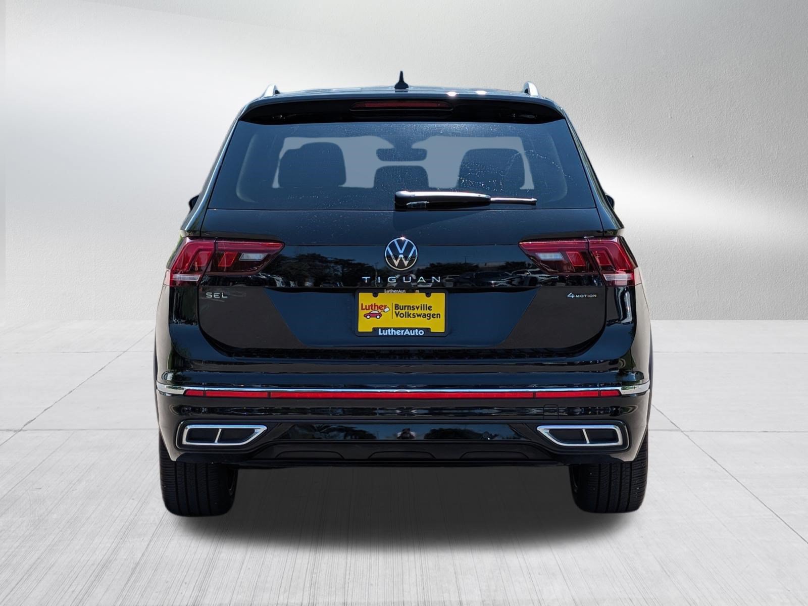 Certified 2023 Volkswagen Tiguan SEL R-Line AWD/4WD image 6