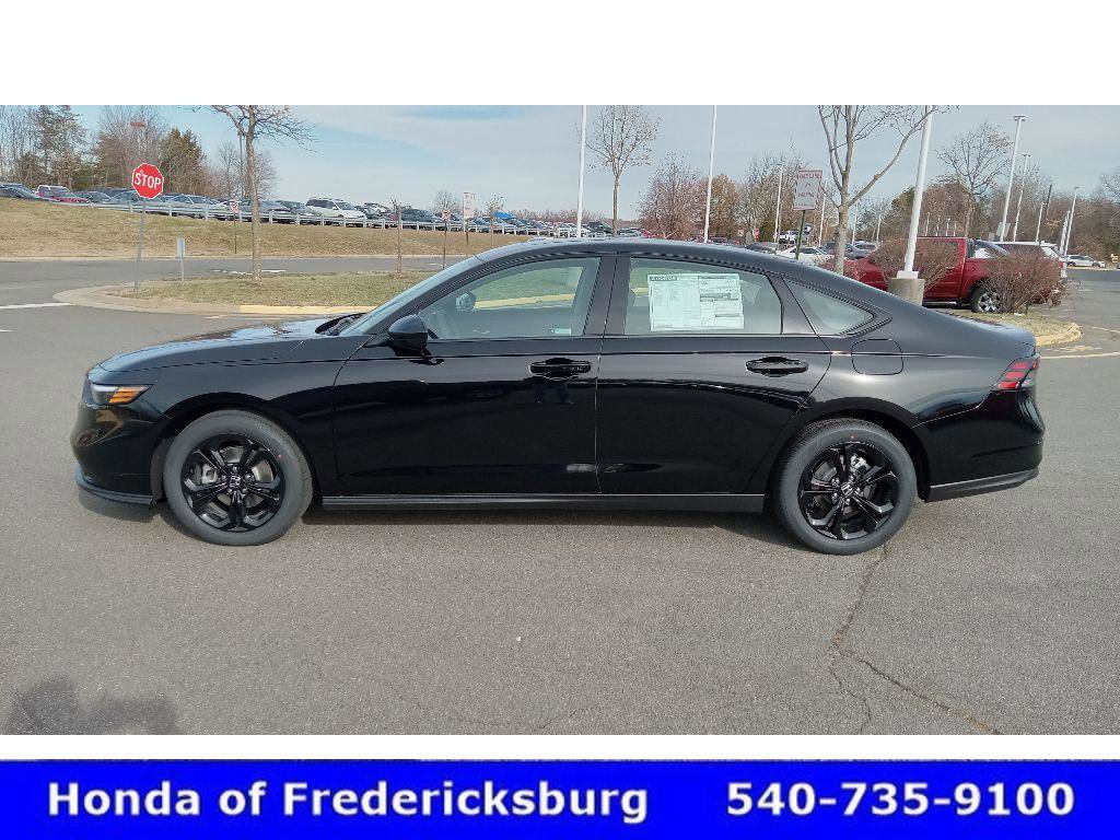 Certified 2025 Honda Accord SE image 5