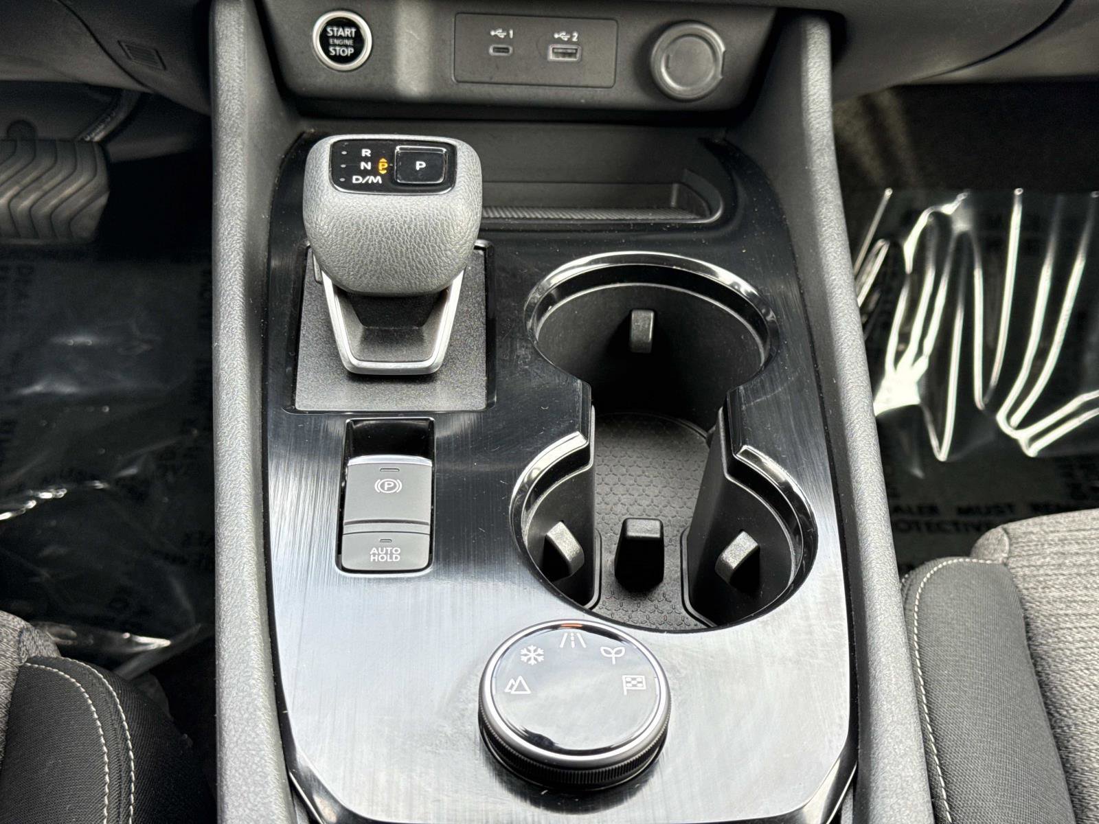 Used 2023 Nissan Rogue SV image 6