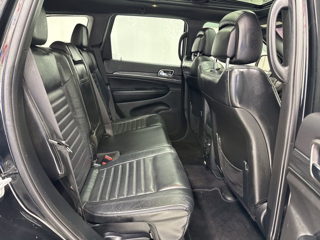 Used 2019 Jeep Grand Cherokee Limited AWD/4WD image 12