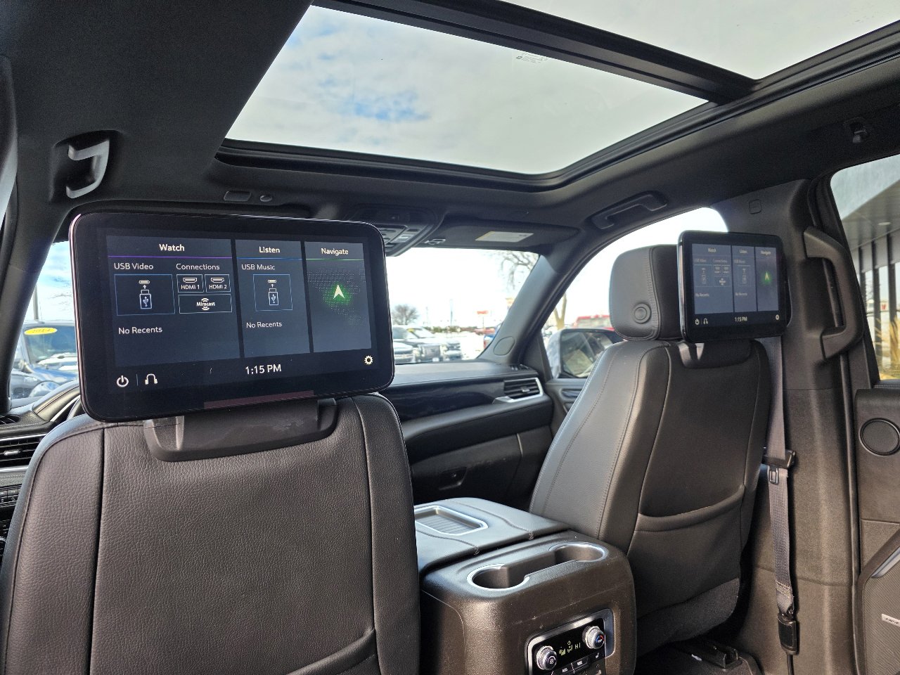 Used 2021 GMC Yukon Denali w/ Denali Ultimate Package image 8