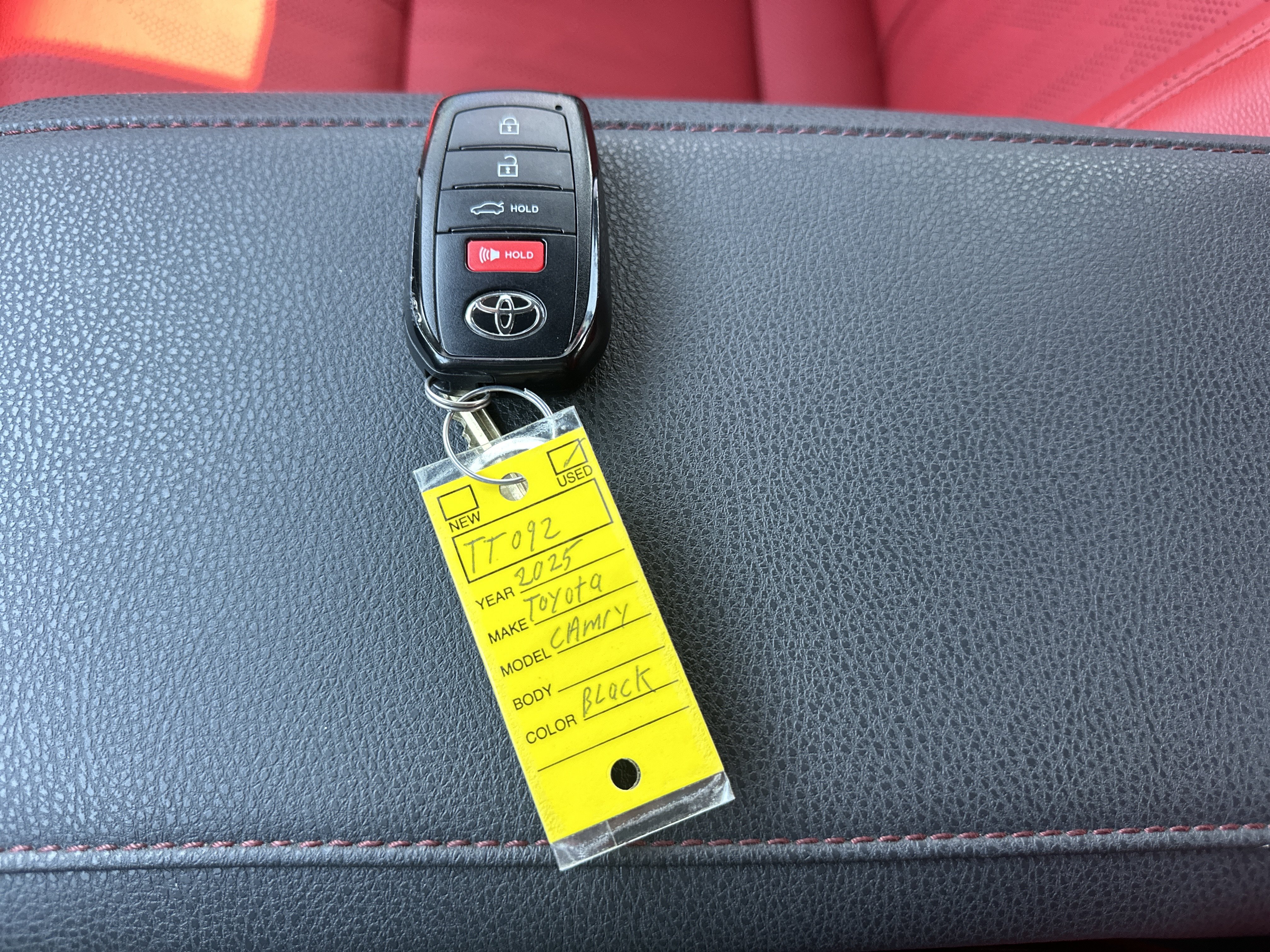 Used 2025 Toyota Camry XSE AWD/4WD image 21