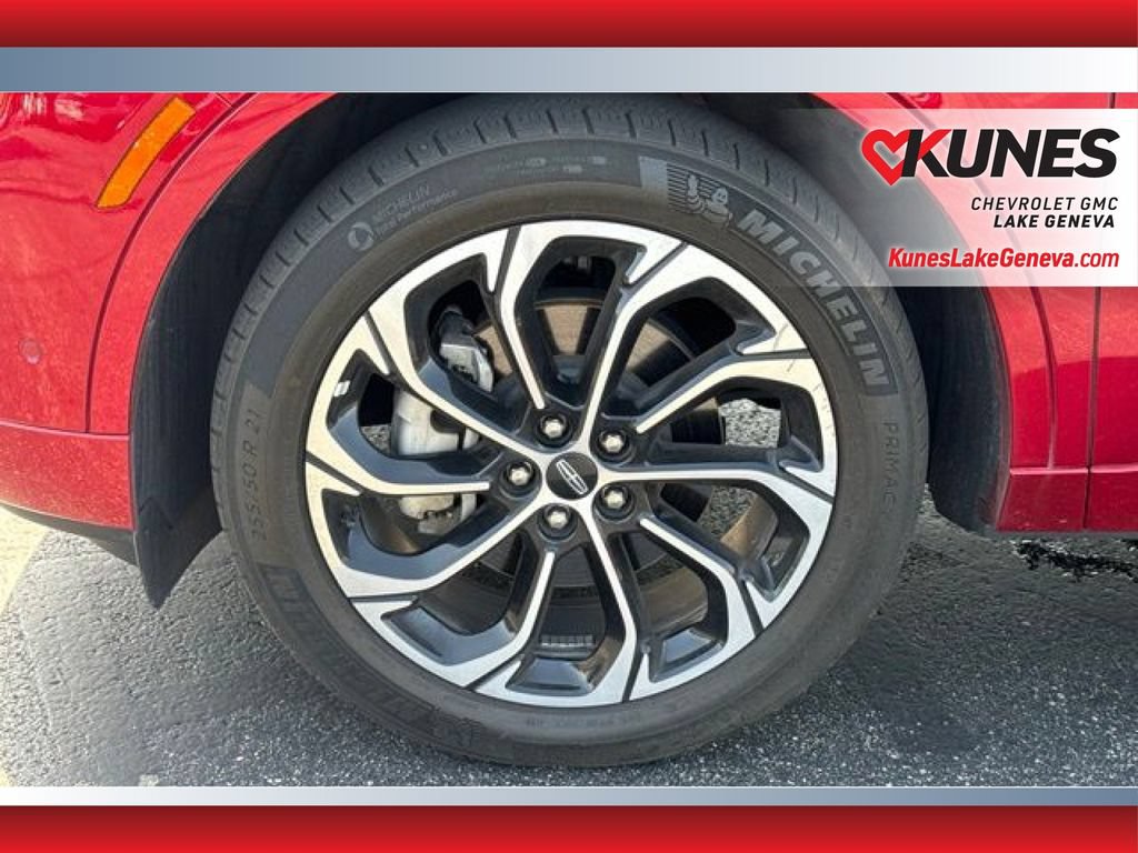 Used 2024 Lincoln Nautilus Reserve AWD/4WD image 12