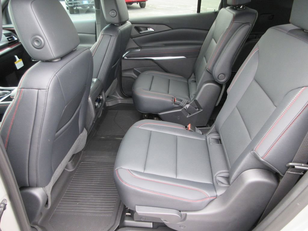 New 2026 Chevrolet Traverse Z71 image 14
